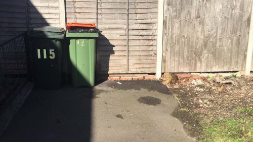 Economic and community impact of waste removal services in Beaconsfield